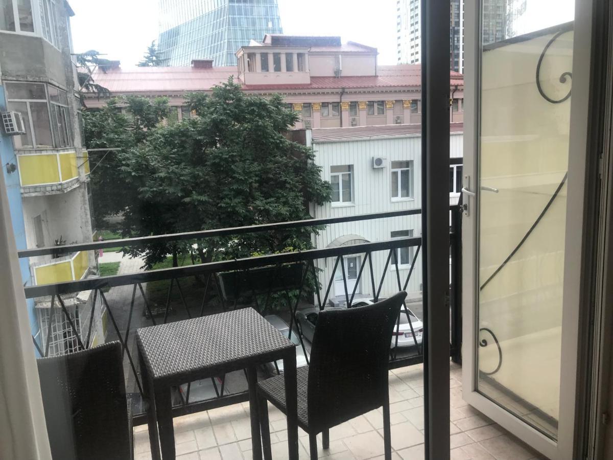 In Mgzavrebi Apartment Batumi